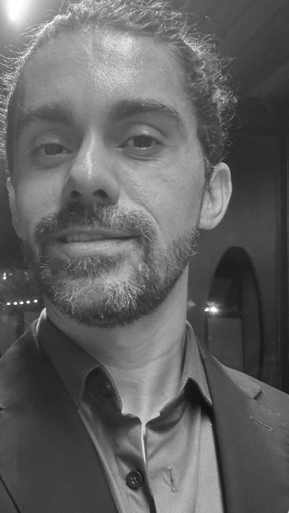 Retrato de Mayk Souza, fundador da SEO Lovers